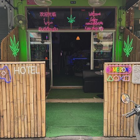 Готель Lucky Banzaan Patong Екстер'єр фото