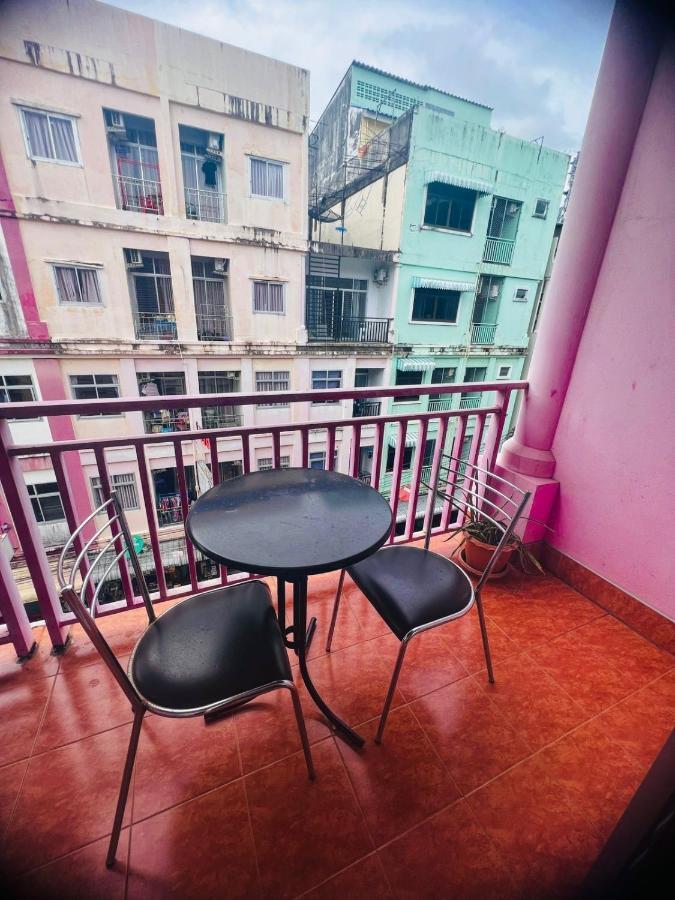 Готель Lucky Banzaan Patong Екстер'єр фото
